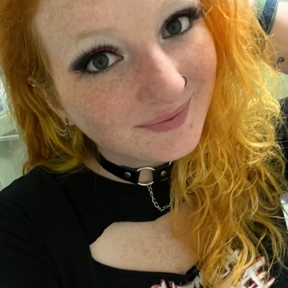 Meet your Posher, Jessica - Picture 3 of 15